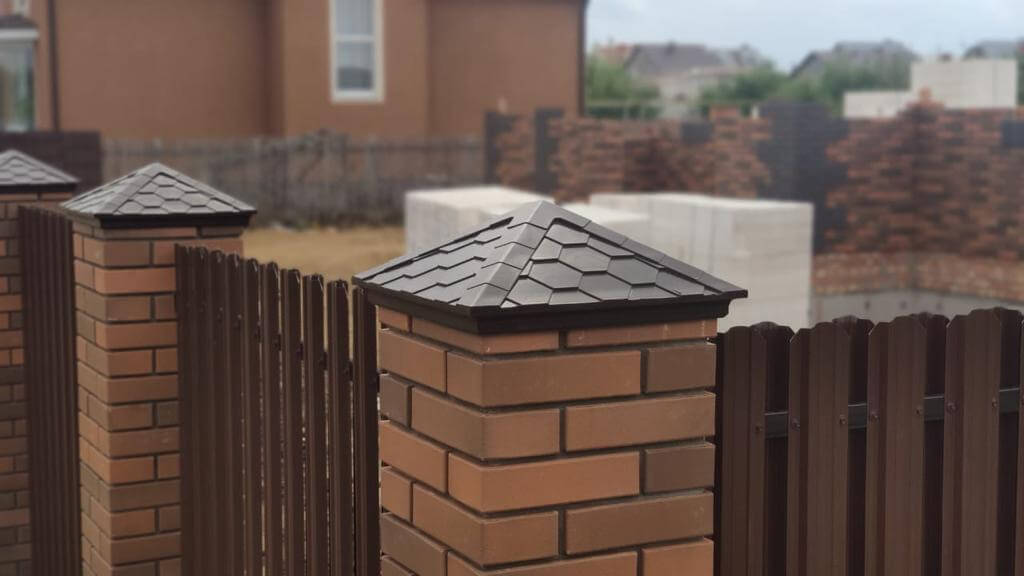 Колпак Zking Эверест Коричневый на столб 1.5х1.5 кирпича (390х390мм) в Владимире фото